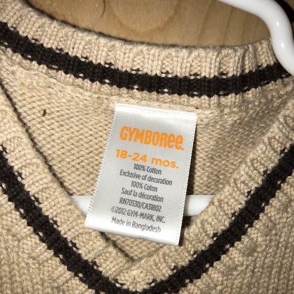 Gymboree Reindeer Sweater Vest & Children’s Place Red Button Down Size 18 months - Picture 6 of 7